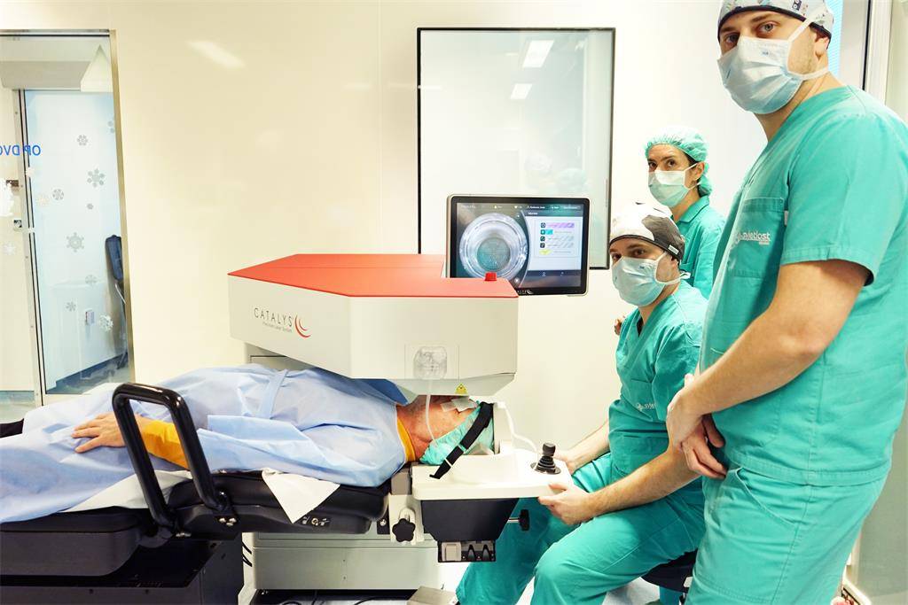 ​Nova metoda operacije mrene razvijana u Hrvatskoj
